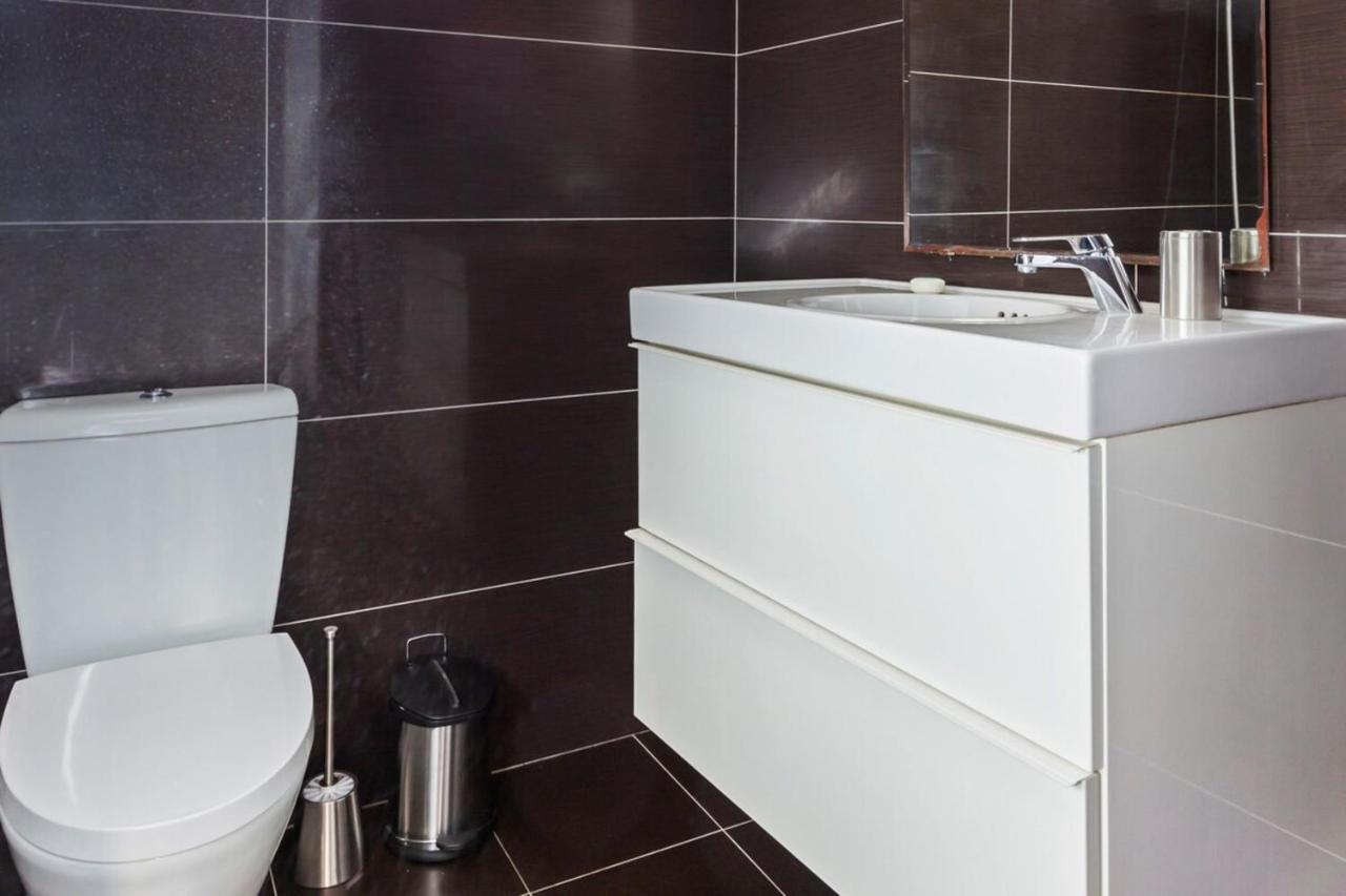 Stunning 2 Bedroom Apartment Near Belem Lisbon Luaran gambar